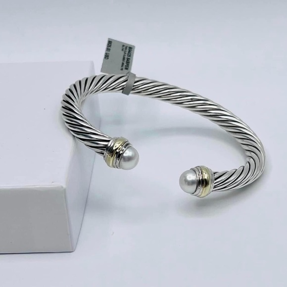 David Yurman Jewelry - David Yurman Cable Classics Collection
Bracelet with Pearls and 14K Gold